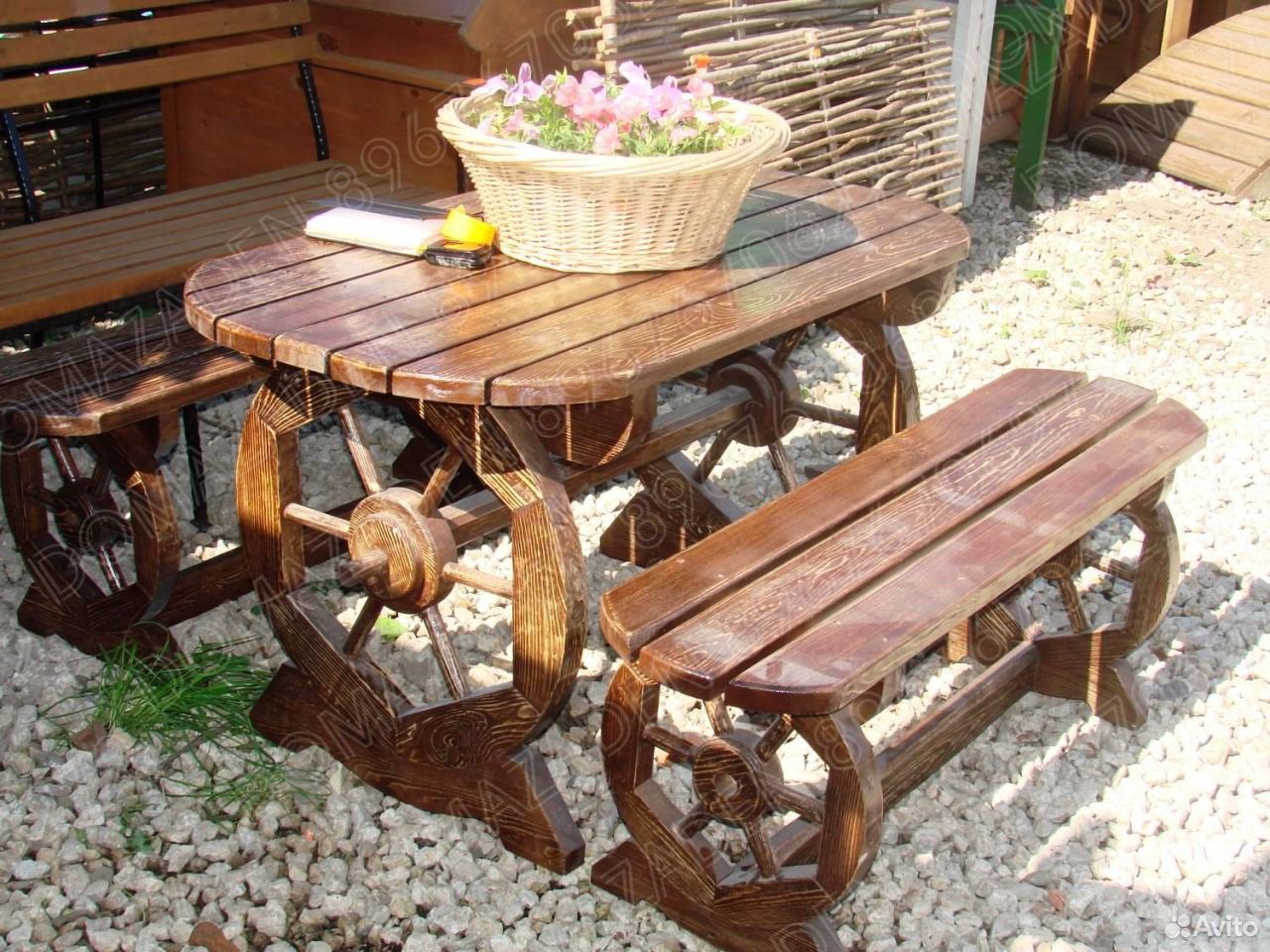 столы и скамейки для сада из дерева