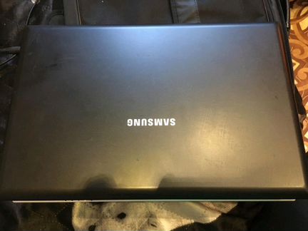 Продам ноутбук SAMSUNG R519