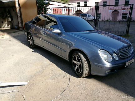 Mercedes-Benz E-класс 2.6 AT, 2004, седан