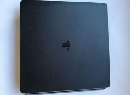 Sony PlayStation 4 slim 1Tb