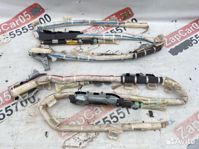 Land Cruiser 200 шторка безопасности правая