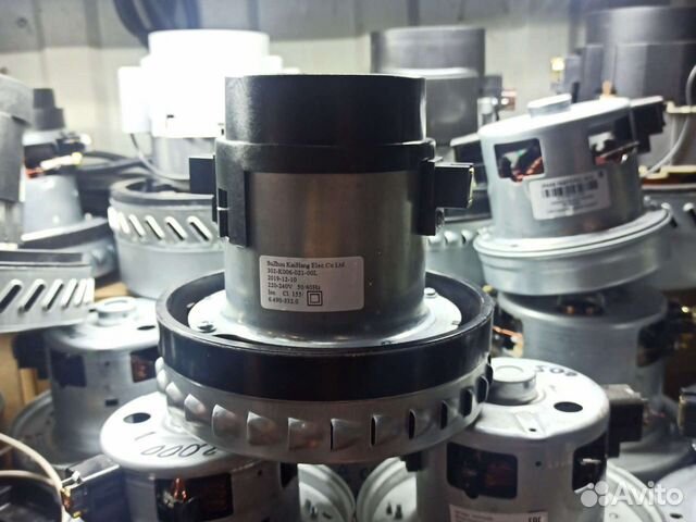 Продам двигатель пылесоса Karcher wd 2 wd 3