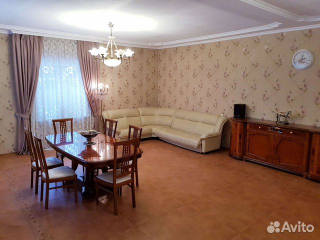 Дом 400 м² на участке 10 сот.