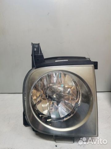 Фара правая Nissan Cube Z11 2005
