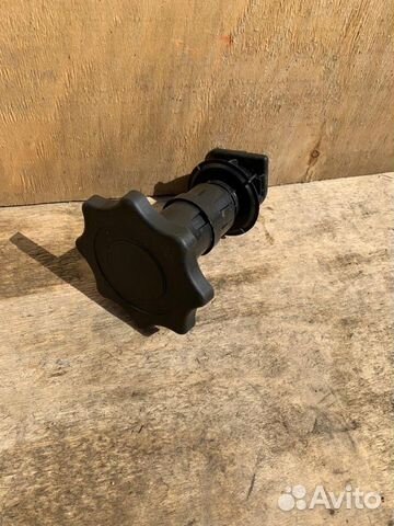 Болт крепления запасного колеса Audi A4 B7