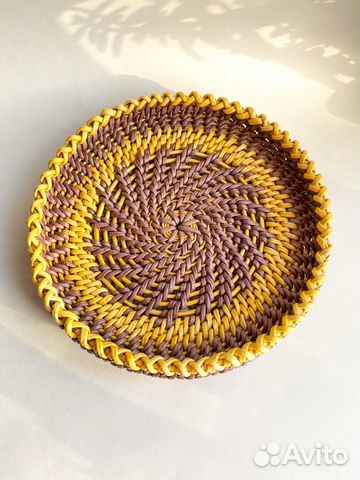 Плетеный поднос