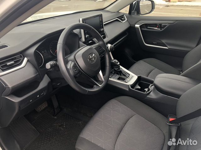 Toyota RAV4 2.5 AT, 2019, 30 000 км