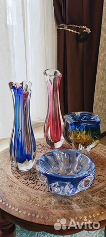 Вазы из цветного стекла и хрусталь
