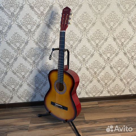 Гитара классическая, новая