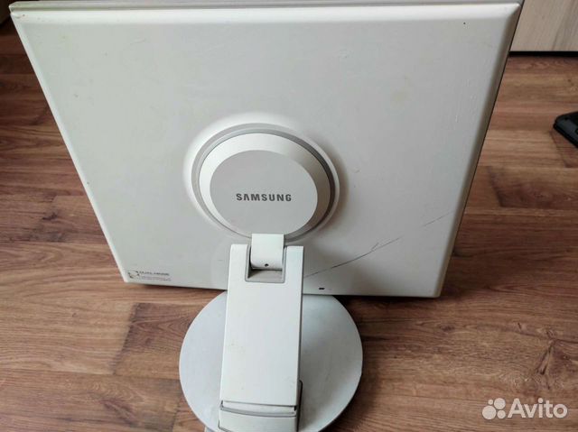 Монитор Samsung SyncMaster 193P