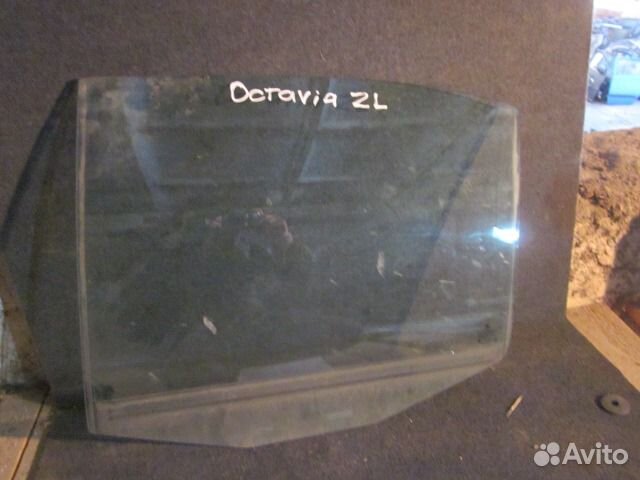 Стекло задней левой двери Шкода Октавия тур