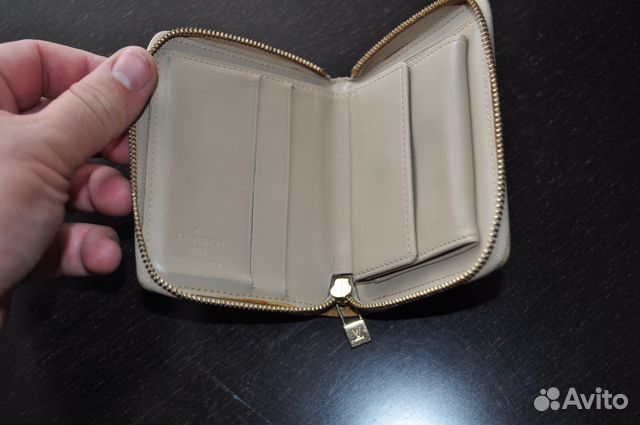 Louis vuitton. бумажник