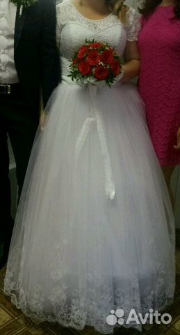 Свадебное платье