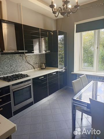 

2-к. квартира, 86 м², 2/9 эт.