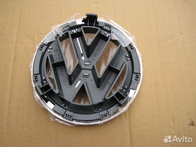 эмблема на решетку радиатора volkswagen passat b6