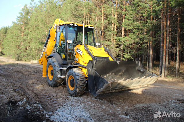 Услуги экскаватора-погрузчика JCB Услуги экскаватора-погрузчика JCB