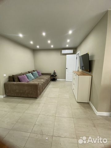 

2-к. квартира, 43 м², 2 кровати