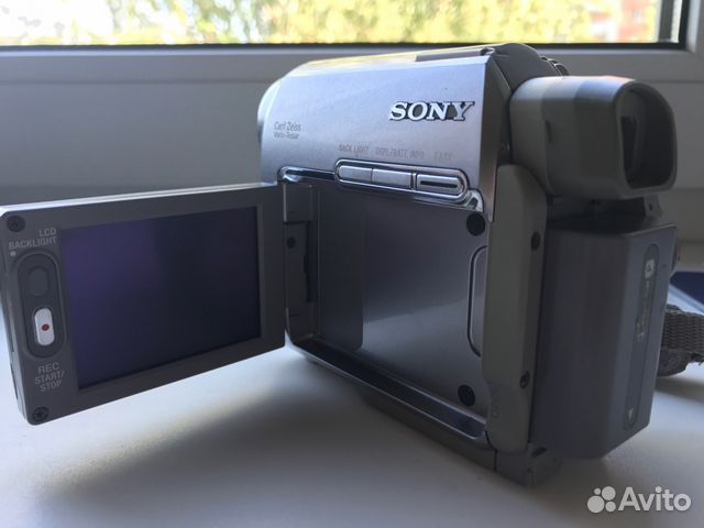 Видеокамера Sony dcr-hc40e