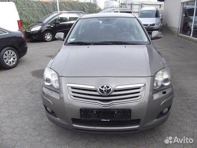Toyota Avensis T25 2003-2009 на запчасти
