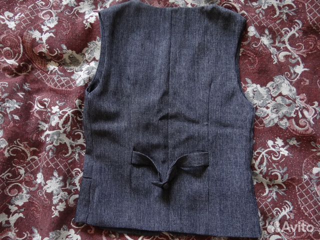 Школьные брюки и желетка Школьные брюки и желетка