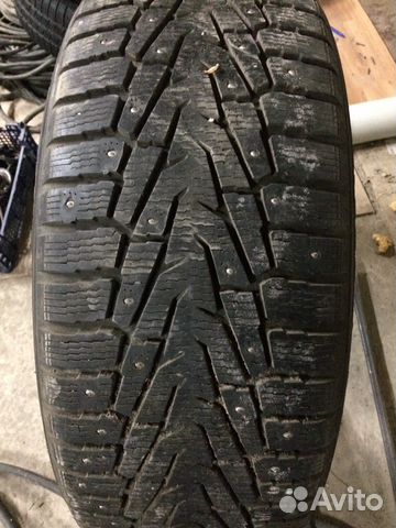 Продам комплект зимних шин 285/65R17