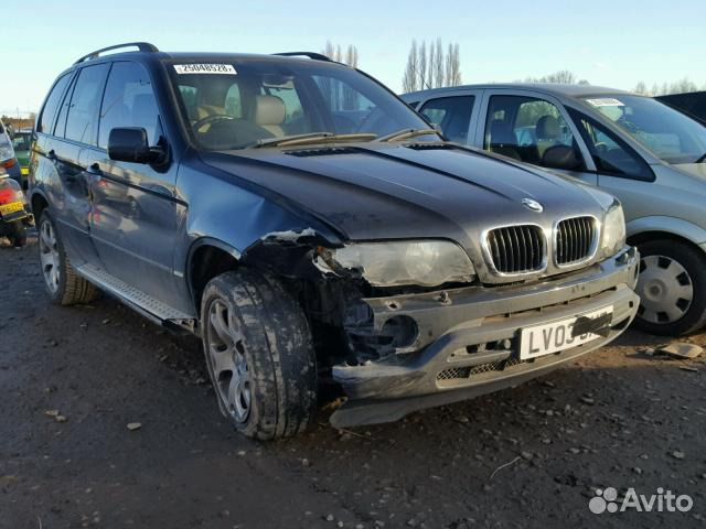 В разборе BMW X5 E53 2003