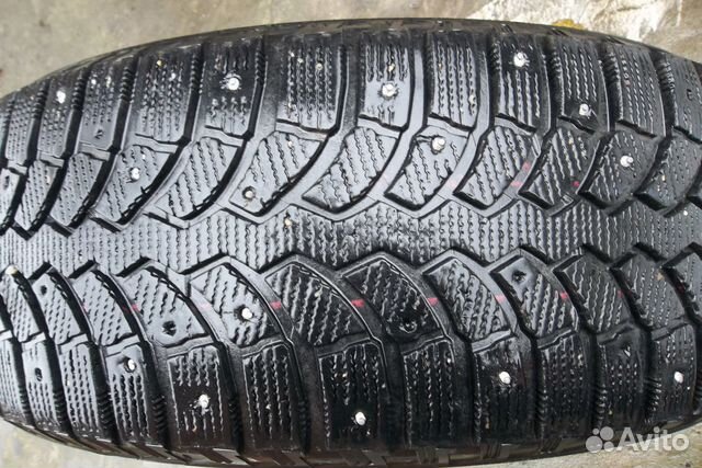 Bridgestone Blizzak Spike-01 225/60 R17