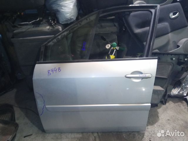 Дверь передняя левая для renault scenic
