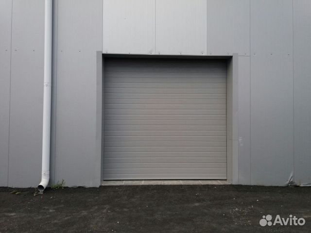 Секционные ворота бу промышленные 3500х3500 мм бу Секционные ворота бу промышленные 3500х3500 мм бу