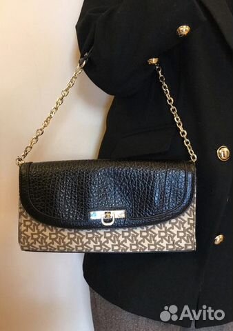 Клатч на цепочке dkny