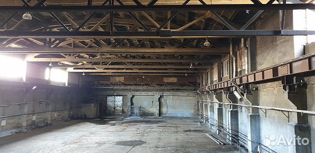 Производственное помещение, 1400 м²