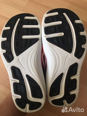Кроссовки Nike