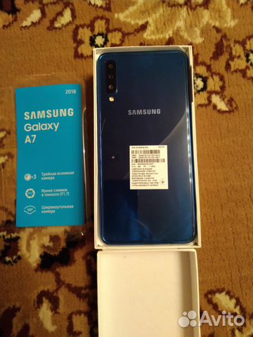 SAMSUNG Galaxy A7 (2018) /новый
