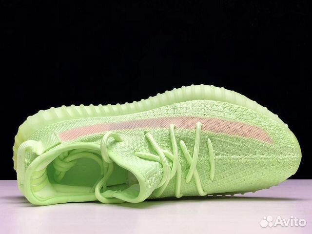 Adidas Yeezy boost 350 v2 glow Adidas Yeezy boost 350 v2 glow