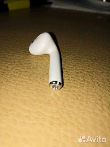 Наушники Apple AirPods