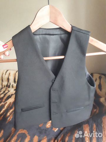 Новая жилетка на мальчика р.122-128