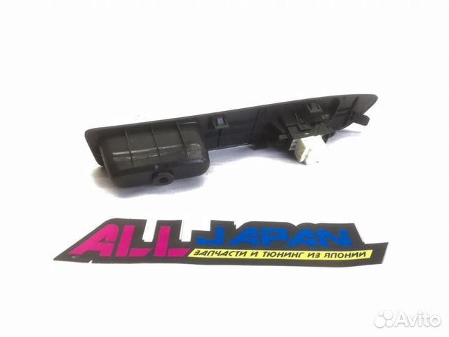 Блок управления стеклоподъемниками передний левый Блок управления стеклоподъемниками передний левый