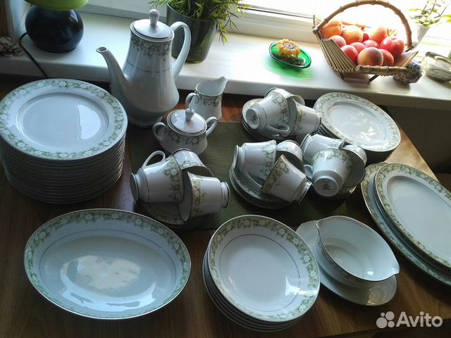 Noritake - чайно-обеденный сервиз на 12 персон Noritake - чайно-обеденный сервиз на 12 персон