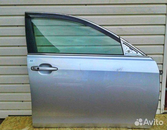 Передняя правая дверь Toyota Camry V40 Передняя правая дверь Toyota Camry V40