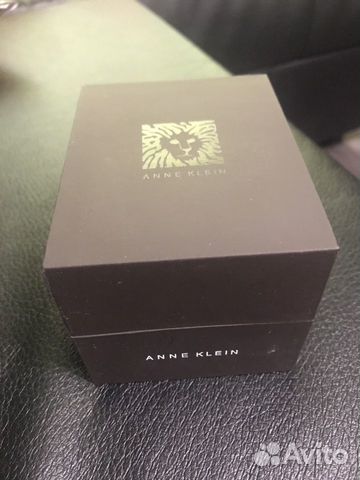 Часы Anne Klein