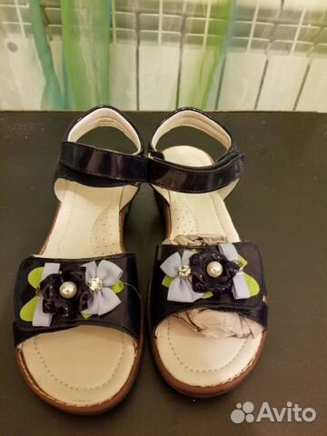 Босоножки праздничные 35 размер Босоножки праздничные 35 размер