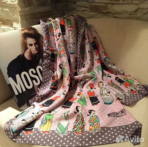 Шарф Moschino. Шёлк