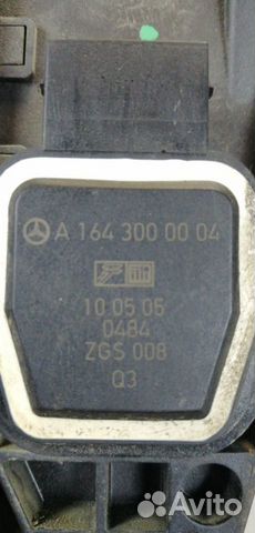 Педаль газа Mercedes Benz 1643000004