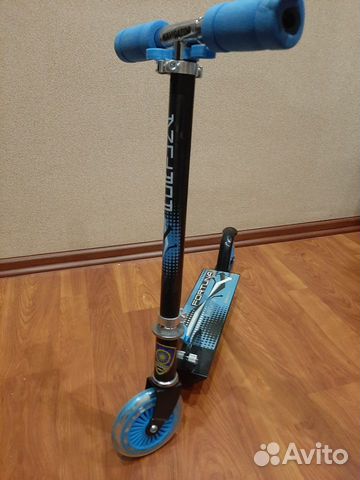 Самокат детский новый