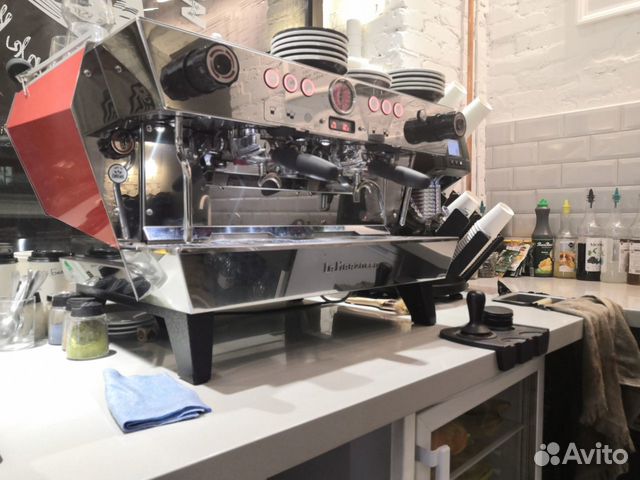 Профессиональная кофемашина La Marzocco KB90 Профессиональная кофемашина La Marzocco KB90