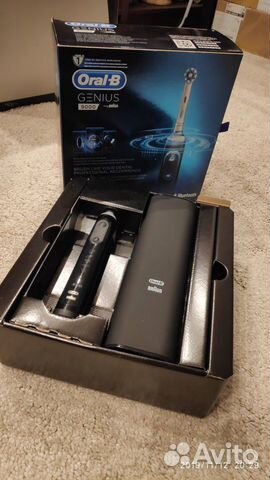 Электрическая зубная щетка Braun Oral-B Genius9000 Электрическая зубная щетка Braun Oral-B Genius9000