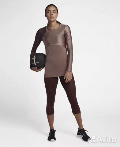 Женский лонгслив футболка кофта Nike Pro HyperCool Женский лонгслив футболка кофта Nike Pro HyperCool