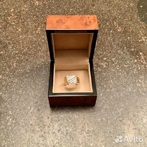 Печатка мужская золотая с бриллиантами