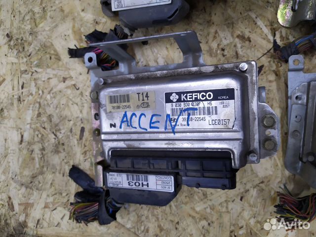 Блок управления двигателем Хендай Акцент 1.5