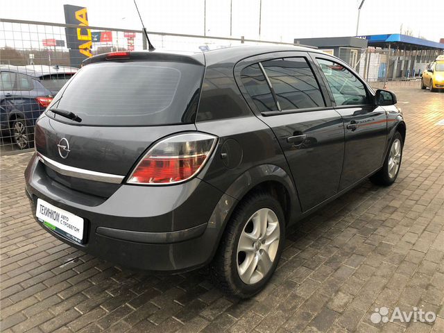 Opel Astra 1.6 МТ, 2012, 129 000 км Opel Astra 1.6 МТ, 2012, 129 000 км